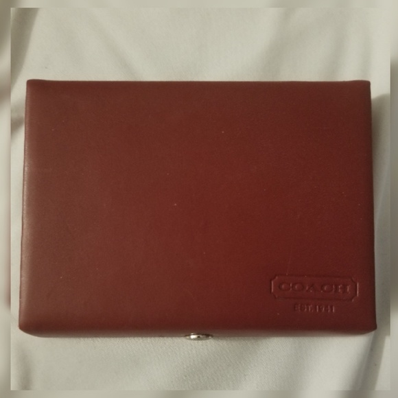 Coach Other - Coach Card Set in Leather Case
